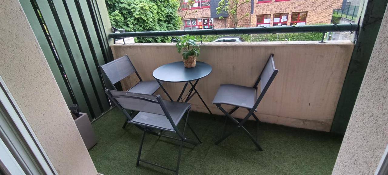 Stylish 1-Bedroom Flat With Beautiful Terrace , For A Cosy Retreat Strasbourg Kültér fotó